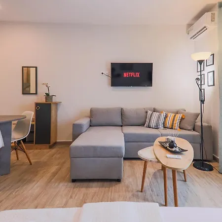 Zeusplace Tommy's Apartment Neoi Poroi